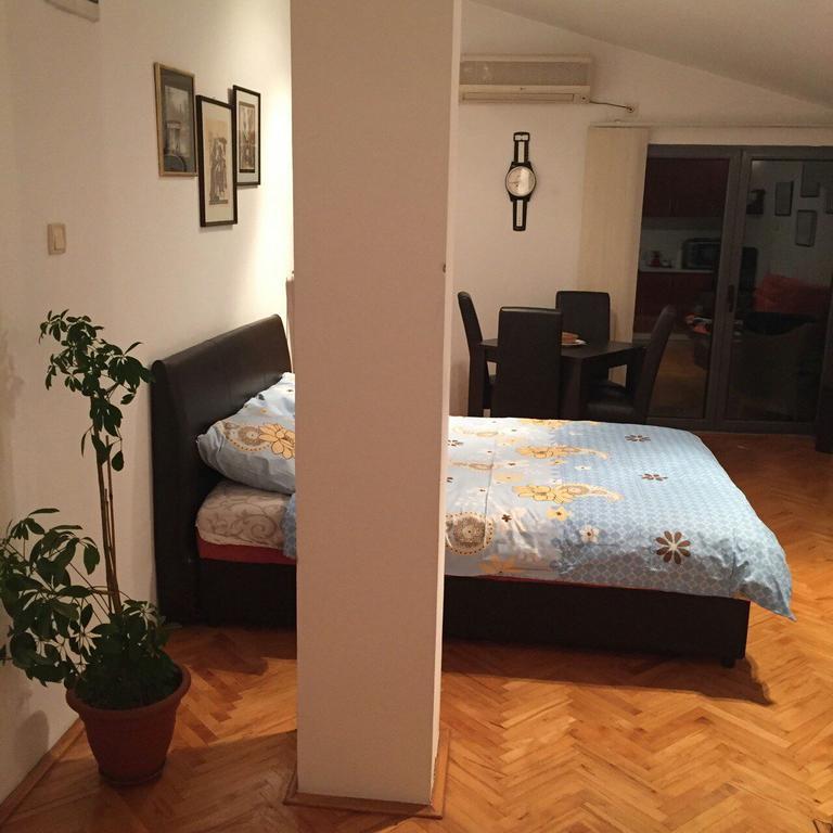 Apartment The Royal Pg Podgorica Exterior foto
